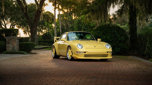 Last week, we took our 993 RS Tribute out on some local roads for a few beauty shots. Needless to say, golden hour treated us well. The sun setting through the trees complemented the Pastel Yellow exterior beautifully and showcased its fresh coat of paint. We couldn’t be more proud of our entry this year and everything it has become. After the countless hours spent reassembling it to get it where it is today, this car truly deserved its moment in the spotlight.
#PorscheChallenge26 #993RS #PorscheClassic