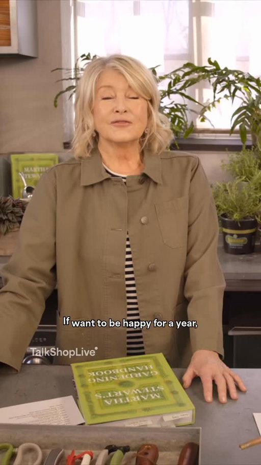 Happy birthday to the one and only @marthastewart48! 🎉