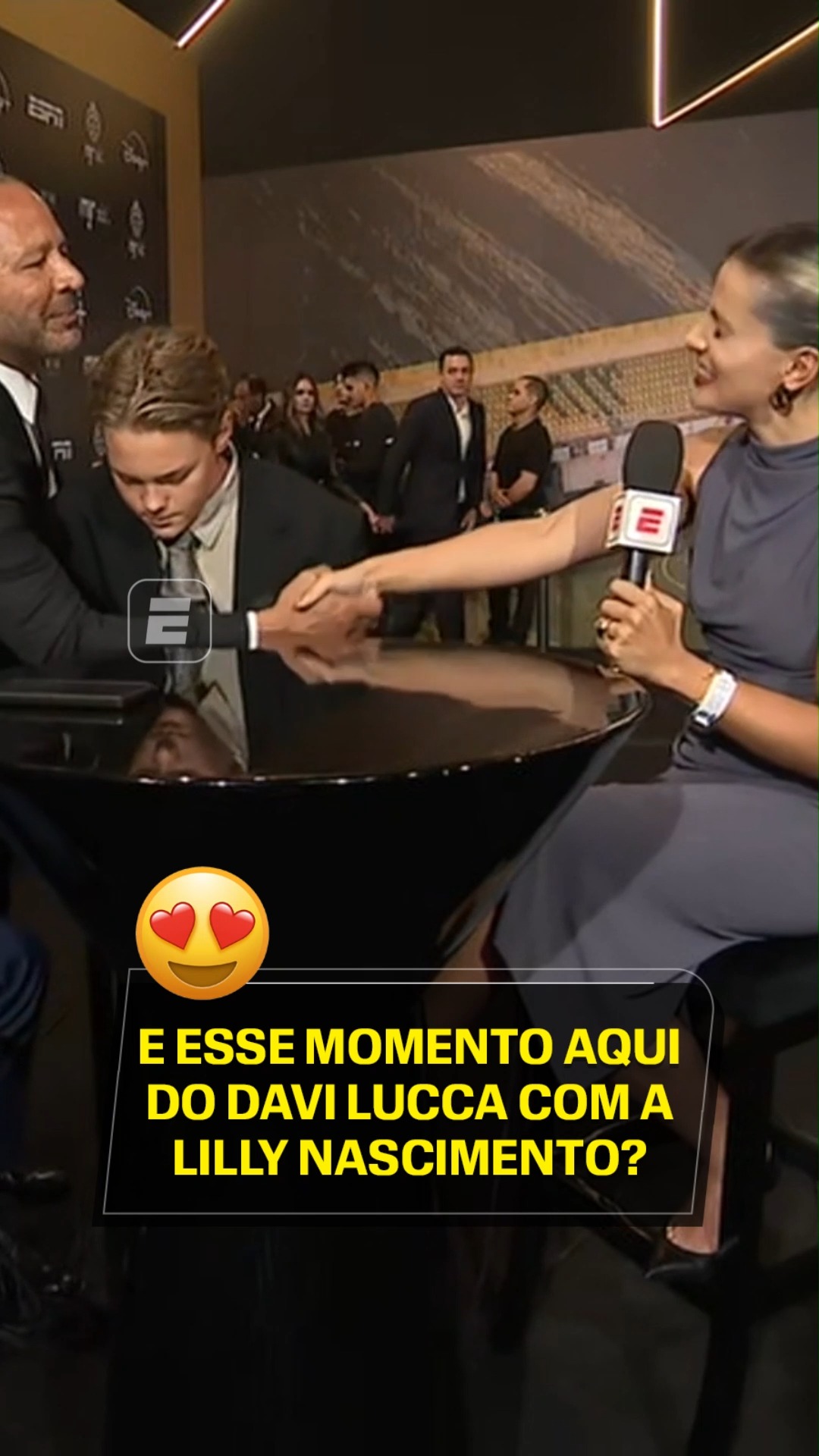 ALERTA DE MOMENTO FOFURA! 

Durante a sexta edição do Leilão do Instituto Projeto Neymar Jr, o Davi Lucca, filho do craque, muito educado, fez uma pergunta à nossa Lilly Nascimento! Que coisa mais fofa!

#Neymar #FutebolNaESPN