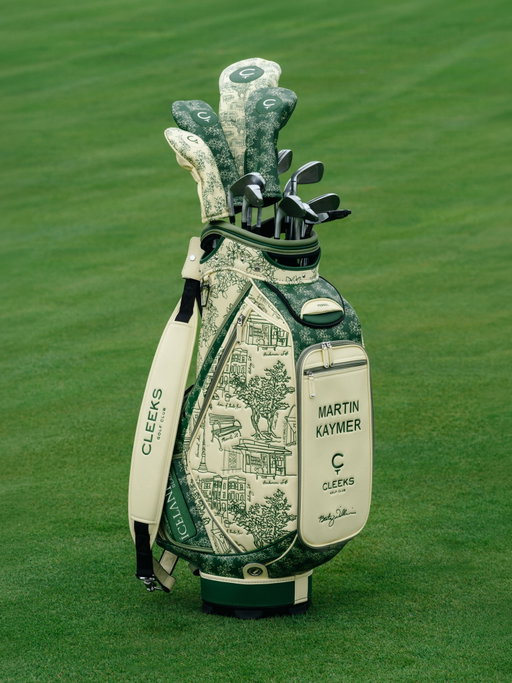 Bag 12 of 14.

Designed by Beatriz Williams.
Played by Cleeks.

Greens and greys. Brownstones and parks.
The places that make New York feel like home.

#ArtofGolf | #LIVGolfNewYork