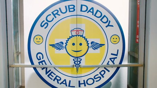 Paging Dr. Daddy 🩺🧽 

#scrubdaddy #cleanertainment
#scrubmommy #doctordaddy