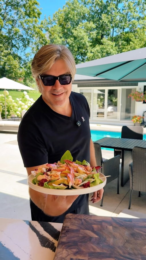 Summer Lobster Salad 🦞

We love that fresh @lobster_pei is available now from PEI, so we’re celebrating with a Summer Lobster Salad with a Citrus and Dill Vinaigrette. The best part, you can get Canada’s best catch lobster delivered to your door within 24 hours! Say less, right! 

Serves: 2
Prep time: 8 minutes
Special tools: small jar

Ingredient:
Salad
2 PEI Lobsters, cooked and shucked
1 orange, segmented and juiced
1 head Boston bib
1/4 radicchio, torn
1/4 bulb fennel, sliced
1/2 avocado, sliced
1/4 cup dill, torn

Vinaigrette
1 orange, juiced
1 lemon, juiced
3 tablespoons extra-virgin olive oil 
1 teaspoon kosher salt
1/2 teaspoon black pepper

Method:
1. Place the Boston Bib and radicchio down on a large plate. 
2. Layer orange segments, fennel, avocado and dill. 
3. Top with chilled PEI Lobster. 
4. Combine vinaigrette ingredients in a jar. Shake vinaigrette vigorously.
5. Pour the vinaigrette over the salad. 
6. Serve with a smile.
.
.
.
#LegendaryPEILobster #CanadasBestCatch #Ad #SaladRecipe #LobsterRecipes