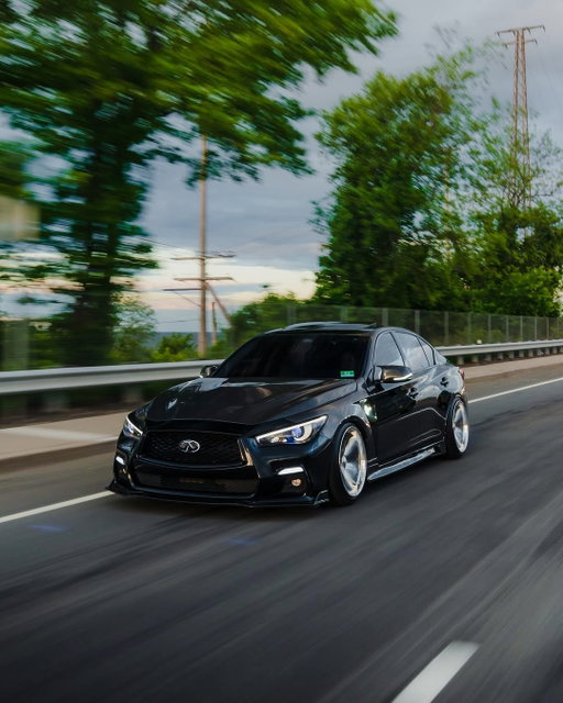 Performance in motion.

Some roads are made for a little more confidence.

📸 @lv.vrq50

Your road. Your view. Your INFINITI. Tag @infiniti.

#INFINITI