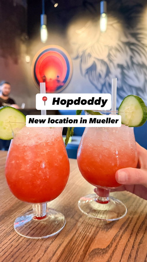 🍔 𝒩𝑒𝓌 𝒩𝑒𝓌 - Now open in Mueller 🍔

@hopdoddy opens in Mueller today at 11am! The first 100 guests in line will receive special scratch-off tickets where every ticket is a winner! They hosted me for a preview of their new location, and boy is it gorgeous and large and in charge!

Additionally, the new Mueller location launches Boozy Breakfast on Sundays 9-11am 🥞🍔

They have a full bar with the best local craft beer and cocktails (get the marg 🍹), a kid’s menu, and shakes as well as boozy shakes 🍦!

I love that they have non-beef burgers so those loving a chicken burger or an ahi tuna burger can also enjoy! Veggie burger options too and gf buns as well. 

Never pass on the Parmesan truffle fries - they’re a classic menu item and always superb 🍟!
-
-
#atxfoodie #austintx #nowopen #austineats #burgers
New location, now open, hamburgers, cocktails, craft beer, Friday, Austin restaurant, Austin TX
