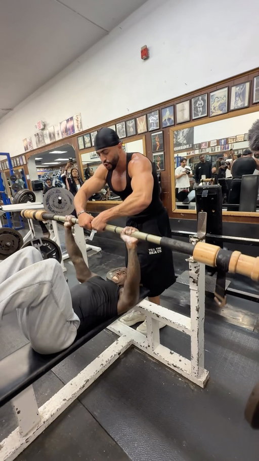 Working Out At DIAMOND GYM🏋🏾‍♂️