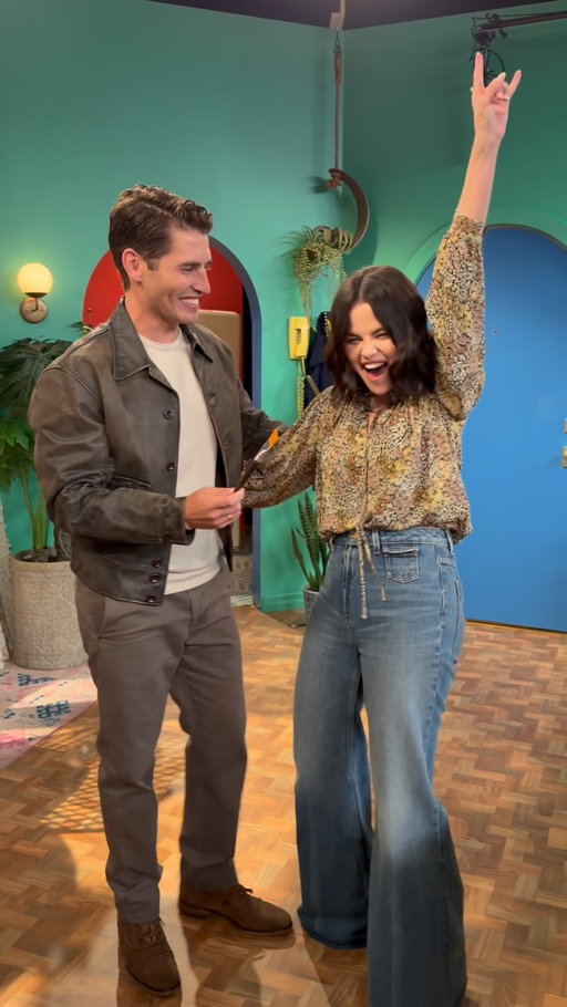 We thought we’d run it back!! ❤️ Over the years I’ve had many people say to me “you were my childhood” - well, you were also mine 🙏 Thank YOU ALL so much for your support to date. It is something I’ll forever be grateful for. 
Show is out today @disneyplus