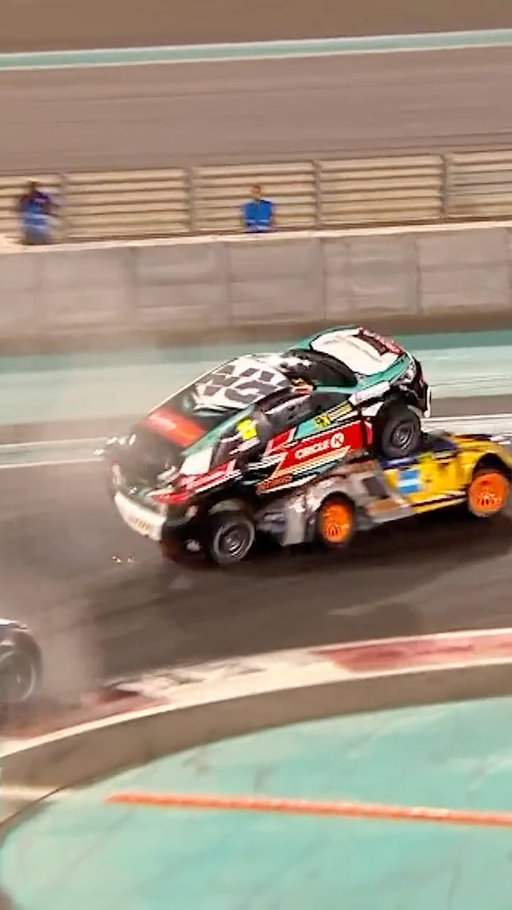 Last time FIA Rallycross went night racing, things got pretty crazy… 💥