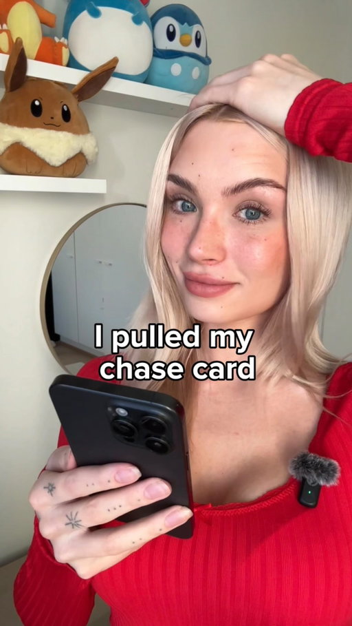 I pulled my chase card!! 🤩