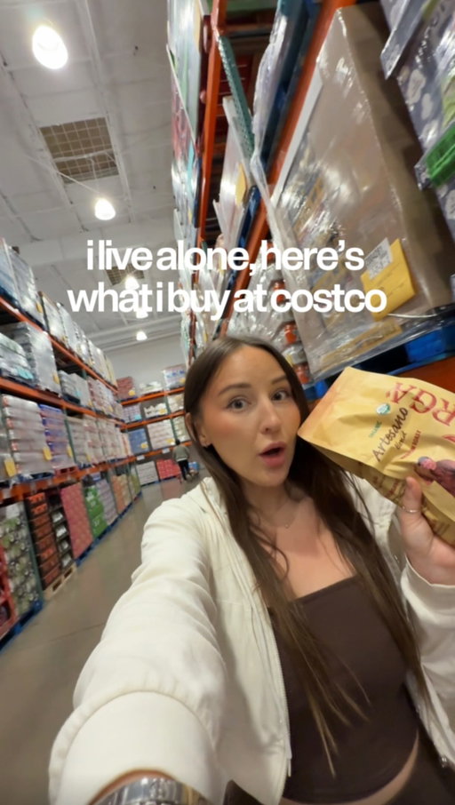 i’ve learned the hard way what not to buy at costco

@bloomsupps 
@dietcoke 
@costco 

costco haul | costco for one person | living alone grocery haul | realistic grocery haul | grocery shopping for one person | healthy costco finds | costco favorites | realistic costco haul | food haul | living alone tips | healthy grocery haul | single girl groceries | groceries for one
