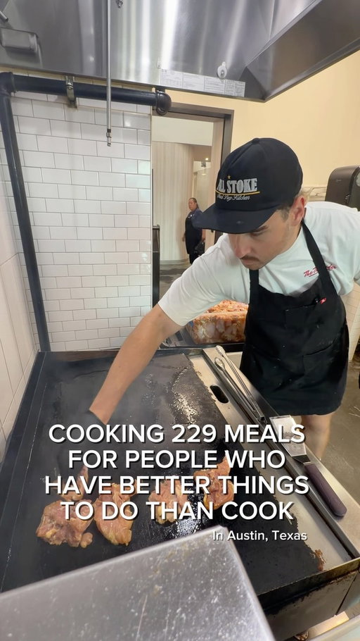 How many meal do you think we’ll cook next time? #mealprep #fullstoke #smallbusiness