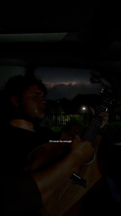 I hope yall haven’t forgot about this song
#newmusic #acoustic #heartbreak
