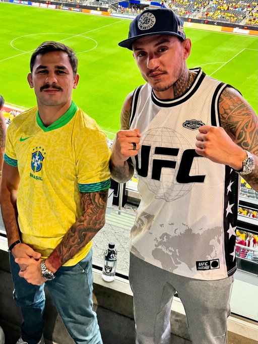 Ei @ufc 331, estamos chegando! @renato_moicano_ufc 🇧🇷🥊

#ufc #mma #moicano #viral