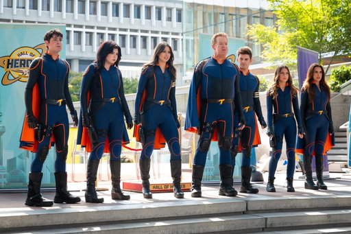 oh this is going to be GOOD ⚡️ Clash of the #Thundermans premieres Sept 3 on @ParamountPlus and debuts on @Nickelodeon at 7 p.m. (ET/PT) the same day!