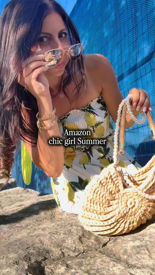 head to toe in @amazonfashion 🍋 this outfit is so chic for Summer and also perfect if you’re dreaming of the Amalfi Coast 💛

Comment SHOP and I’ll send you a dm with all the details xo 

#founditonamazon #amazon #amazonfashion #amazonfashionfinds