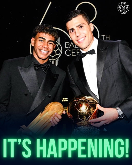 🚨🚨🌕| 𝐁𝐑𝐄𝐀𝐊𝐈𝐍𝐆: Hansi Flick has CALLED Rodri to convince him to sign for Barça.

Barça players, including Lamine Yamal, have helped CONVINCE Rodri by sharing their positive experiences with Hansi Flick’s project and the dressing room atmosphere during Spain camps.

While a striker remains Barça’s top priority, the club sees Rodri as a unique opportunity due to his quality, Ballon d’Or status, and contract situation. 

Despite his injury, Barça’s confidence remains high, and they believe they have closed the gap on Real Madrid in the race for his signing. 

[@carlitosmonfort] 🔥☎️🗣️