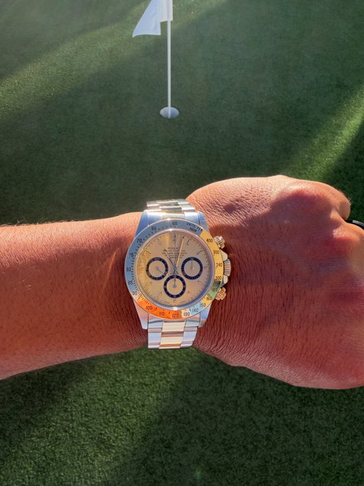 Time to get dialed in for the playoffs ⌚️@bobswatches