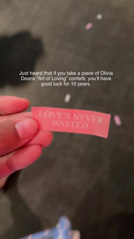 or maybe it has something to do with how the magic of the concert itself makes you look at life differently ✨💓