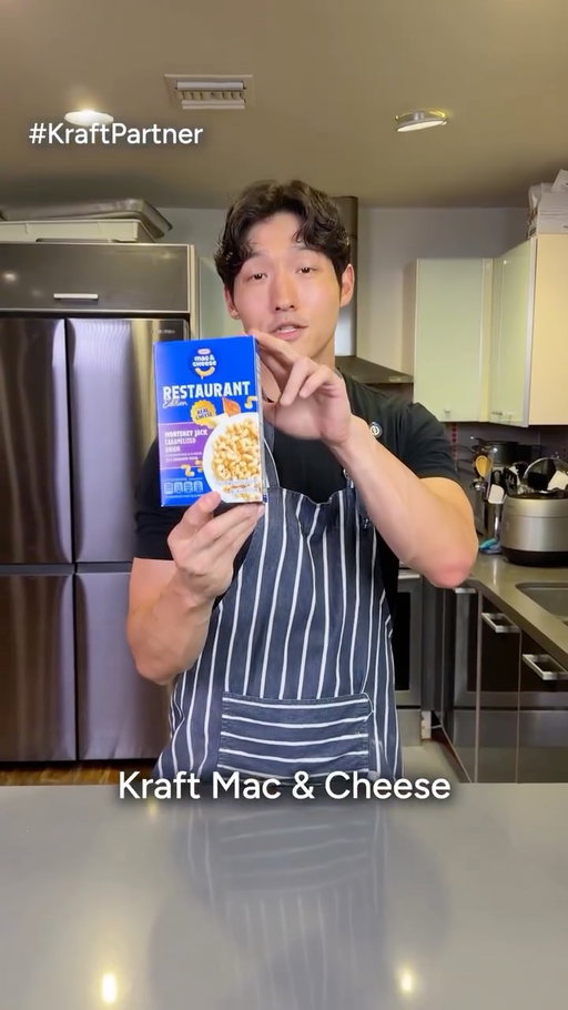 #KraftPartner it’s pasta night and the new @kraft_macandcheese Restaurant Edition is on the menu
Tonight I’m making the Monterey Jack Caramelized Onion Flavor, which has that bold, rich taste I’ve been looking for in a pasta.
Try all three flavors yourself, in stores now