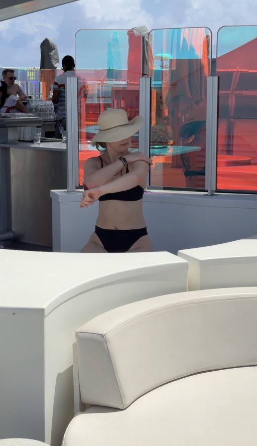 Some of us have skincare investments to protect over here

#vacation #virginvoyages #cruise @virginvoyages