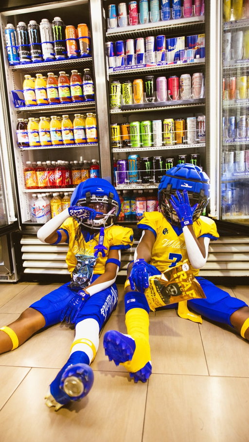 Bow 💥 

Rock that guardian and swag it out! @guardian_caps 

#guardian #youthfootball #viral #explore #football