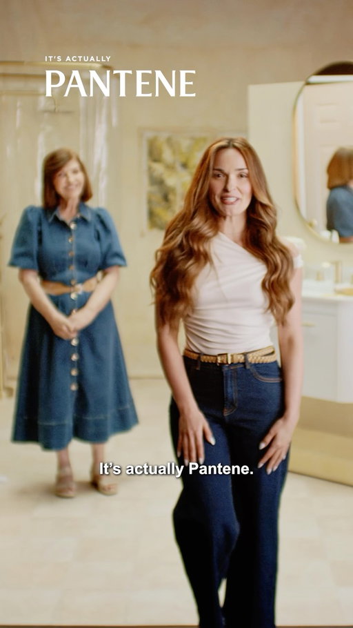 nothing is better than a full hair reset with Pantene ✨💁‍♀️ @fefioliveira