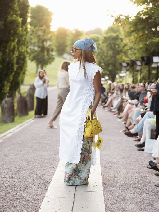 The most stunning setting from the entire Copenhagen fashion week was @bymalenebirger The show was set at their private residence making their return to fashion week after several years even more special. 

Upon reflection, my look is leaning fashionable cleaning lady and I’m absolutely fine with it.