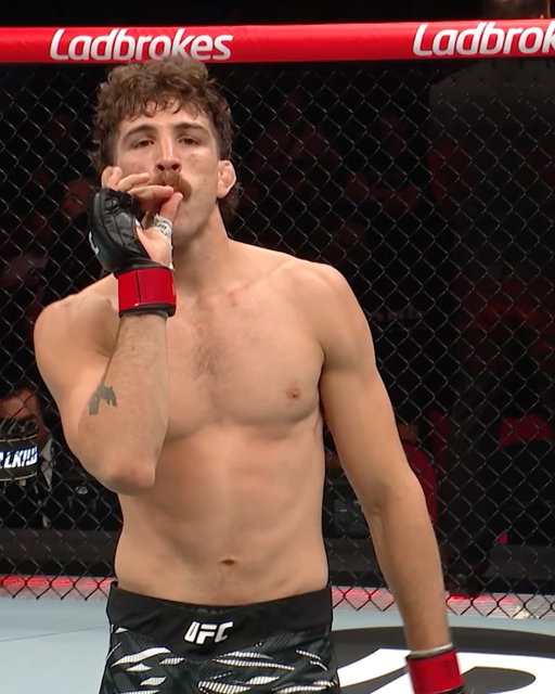 Rising up the ranks 🚀

@QuillanSalkilld is looking for his 4th consecutive finish in the main event of #UFCVegas120!

[ LIVE SAT AUG 8 at 8pmET on @ParamountPlus ]
