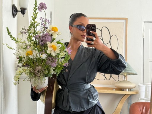Fits I delivered your flowers in 📦 🌸✨💖