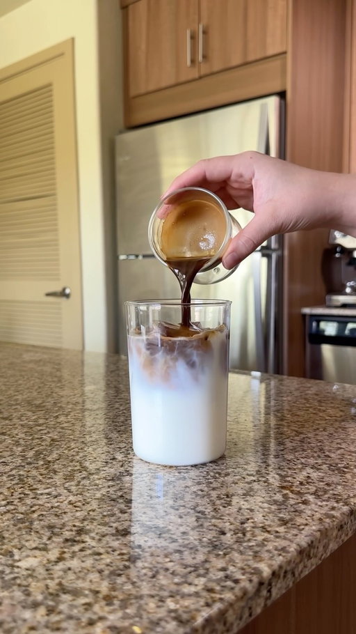No espresso machine? No problem🙏

You can make all your favorite espresso-based drinks like lattes, shaken espressos and mochas at home using instant espresso powder.

Here are the ratios to remember:
☕ 1 tsp + 1 oz water = single shot
☕ 2 tsp + 2 oz water = double shot
☕ 3 tsp + 3 oz water = triple shot
☕ 4 tsp + 4 oz water = quad shot

Stir until dissolved, then pour over milk and ice for an easy latte.

Save this for later and follow along if you want to learn how to make better coffee at home ☕️