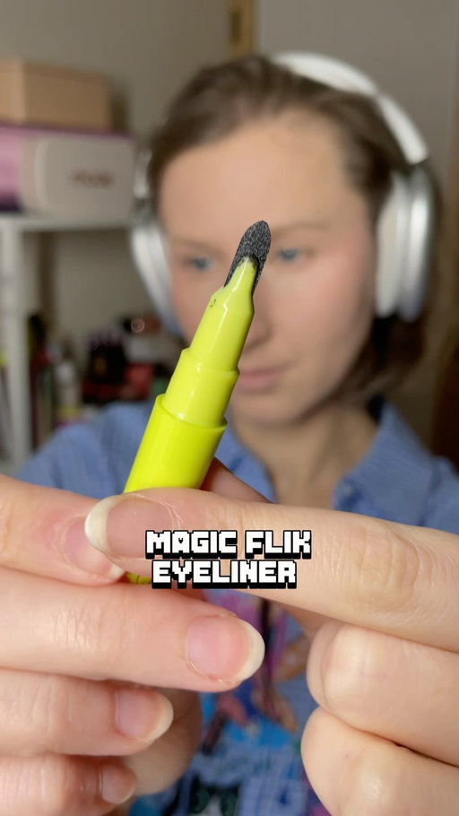 Flik eraser in full action mode 🖤
@halfmagicbeauty