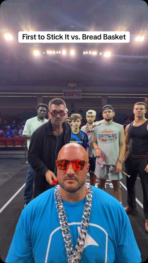 First to stick a Popdart on a bald head 🤣 @breadbasket303 @popdartsgame @espn @popdartsprodigy