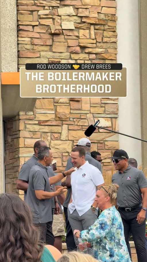 Two legends 🚂🚂

Boilermaker great Rod Woodson welcoming the 🐐 to the Pro Football Hall of Fame brotherhood.