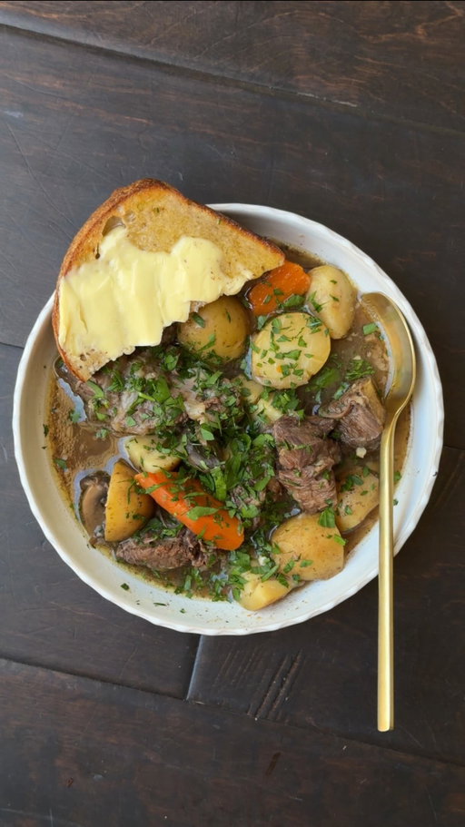 POT ROAST RECIPE 🥩🥔🍄‍🟫🥕🧅🌱

INGREDIENTS—
+ 3 to 4lb chuck roast, cut into 4-inch pieces (you can ask the butcher to do this for you)
+ grass-fed ghee (or your oil / cooking fat of choice)
+ 2 yellow onions, peeled and sliced
+ 2 large carrots, cut into 2-inch pieces
+ 1lb baby mushrooms, halved
+ 24oz golden or red potatoes
+ 6 cloves garlic, minced
+ 1 cup red wine (I used @avaline organic red blend)
+ 3 cups beef bone broth
+ 3 sprigs fresh thyme
+ 2 sprigs fresh rosemary
+ fresh parsley for serving
+ salt and freshly ground black pepper

INSTRUCTIONS—
1. Preheat the oven to 275°F.

2. Using paper towels, pat dry the beef and generously season it with salt and pepper.

3. Heat the ghee in a large dutch oven or soup pot over medium-high heat. Add the beef and cook for 2 minutes per side, or until browned all around. Remove from the pot and set aside on a plate. You may have to do a few rounds of this.

4. Reduce heat to medium, add more ghee, and add the onions and carrots to the pot with a generous pinch of salt. Cook until onions are softened. Stir in the mushrooms and potatoes with another pinch of salt and cook for 2-3 min. Add garlic and cook 20 seconds. Adding salt at every step is important for building flavor.

5. Stir in the red wine to deglaze the bottom, then add the bone broth.

6. Return the meat to the pot; increase heat to high and bring to a boil. Add the fresh thyme and rosemary sprigs. Cover with a lid and place in the oven for about 3 to 3½, or until the roast is fall-apart tender.

7. Remove from the oven and let rest 5 to 10 minutes before serving. Top with fresh parsley and black pepper.

-

#postpartumfood #postpartumjourney #postnatalnutrition #postpartumnutrition #postpartumrecipe