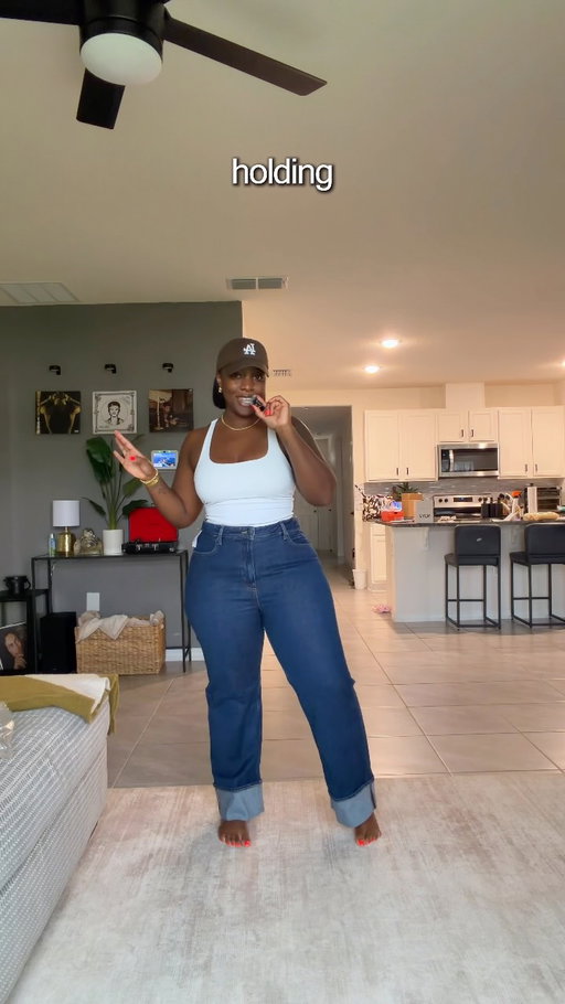 Baby I clicked Check Out on these @oldnavy jeans so fasssttttt! 😮‍💨

I grabbed them in a size 14. I’m usually a size 16 in old navy jeans that don’t have stretch, but since these are a curvy fit, I decided to size down. 

As a 5’5½” girl, the “regular” inseam length is perfect. I feel like a “tall” would have been TOO long (unlike others I’ve tried). 

VERY minimal gapping, which is impressive! Because as a curvy girl, it’s often hard to find the waist proportions to be significantly smaller than the hips without alterations. 

The quality of the jean is superior. Like she said, you can pass these down to your kids lol

The only “con” for me is that I could use maybe another ½-1” of space in the hips because it is a TAD snug in the front across the hips and in the crotch area. 

They’re currently sold out online but I saw them in my local store today! So check yours!