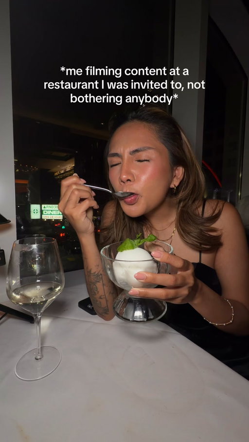 kinda insane that people feel comfortable to heckle at someone just doing their job and minding our own business. It costs nothing to mind YOUR own business and enjoy your meal. We weren’t bothering anyone and made sure we weren’t filming anyone.

#contentcreator #content #creator #contentcreatorlife #contentcreatorproblems