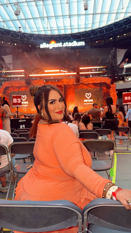 @karolg in las vegas 🧡🦜

I had such a fun time getting to see THE Latina Mami on her Viajando Por El Mundo Tropitour! MY VIEW WAS ABSOLUTELY INSANE. This is your sign to go to the concert! It’s life changing always. 🥹 

🏷️
#karolgtour #karolg #allegiantstadium @karolgtour