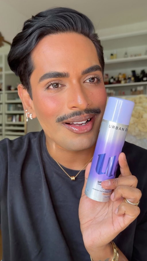 @adityamadiraju goes ghost mode wearing Ghosting Spray in ‘Medium’. 

experience next-level blur at urbandecay.com, @sephora, and @ultabeauty.