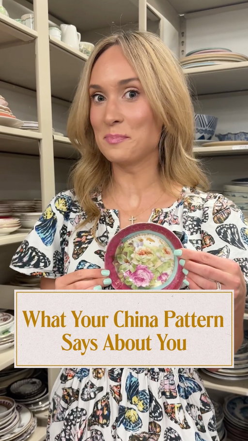 What’s y’all’s china pattern? 🤣👇