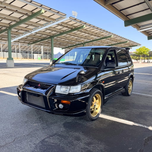 Full review on YouTube for a closer look into @quadcathouse’s Rare Mitsubishi #RVR Hyper Sports Gear R! 

Would you add this to your collection?