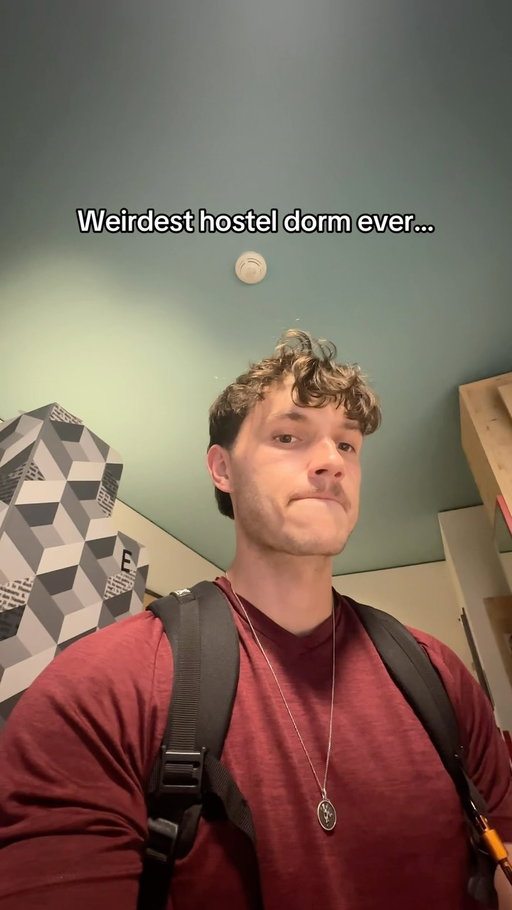 I have to sleep next to a stranger…

#switzerland #hostellife
