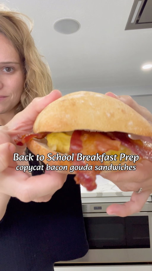School mornings are coming, and I’m doing everything I can to make them a little less chaotic. 🙃

These copycat bacon Gouda breakfast sandwiches are the perfect make-ahead breakfast — prep them once, stash them in the freezer, and reheat on busy mornings when there’s approximately 4 seconds to eat.

They’re easy, filling, and taste like the coffee shop version without actually having to stop at the coffee shop. 👏🏼

Comment BREAKFAST and I’ll send you the recipe!

#backtoschool #schoolmorning #breakfastideas #makeaheadbreakfast #breakfastsandwich