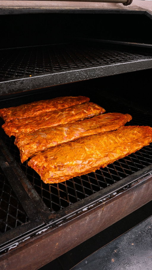 Not only can my man @joemilton5 (AKA Joe Meat as Dak calls him) throw a football a mile, he also knows his way around a bbq pit. I had his ribs this past summer, and while at training camp last week, he showed me his technique for creating a mustard\hot sauce\seasoning slather to let the ribs marinate in. 🤯

These were so god the boys kept coming back for more. “Walk off” good!
