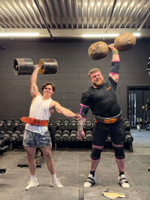 Over the past few months, I got to meet some of the biggest, strongest, and fittest people on the planet! 🌎💪🏼

And of course… I had to try each of their routines 😅

Full video is LIVE on YouTube! 📸