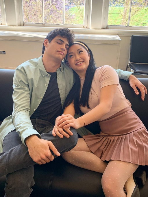 They were THE blueprint. 💌 No one had us giggling and kicking our feet quite like Lara Jean Song Covey and Peter Kavinsky. Thank you @lanacondor and @ncentineo for making all of our dreams come true! 

Photos: @jennyhan, @lanacondor