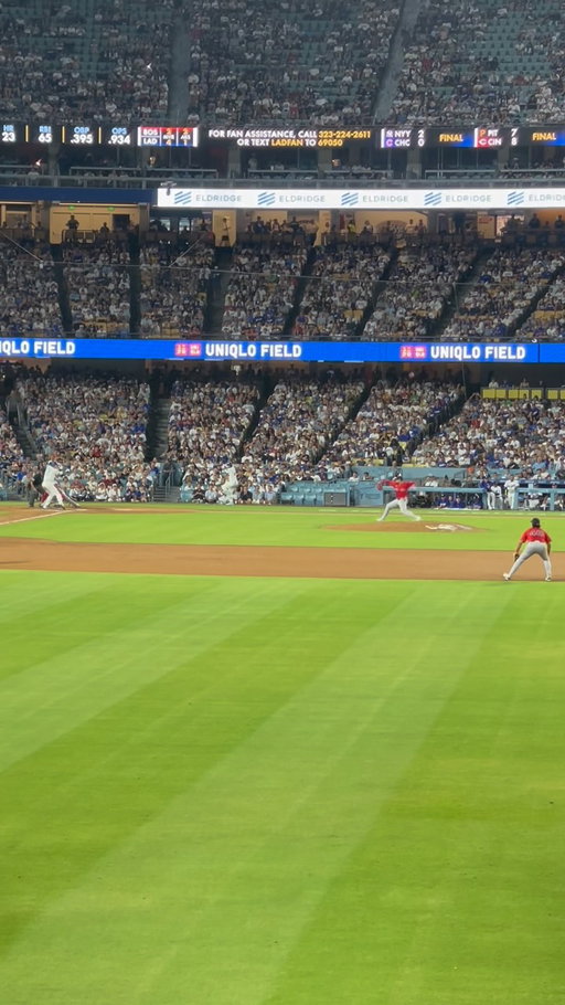 My cousin texted me quite possibly the baseball video of the year earlier this week 🤯 @jackjmon