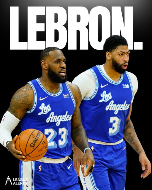 Anthony Davis said every team in the bubble held a meeting to vote on whether to keep playing, and the room turned to the #Lakers. Once LeBron James said they were staying, the vote was over.
-
Via: @thebackyard
