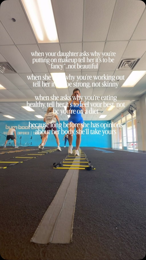 Doing it for the little girl watching me🤍

#girlmom #fitmom #momsofig #postpartumfitnessjourney #bodypositivity