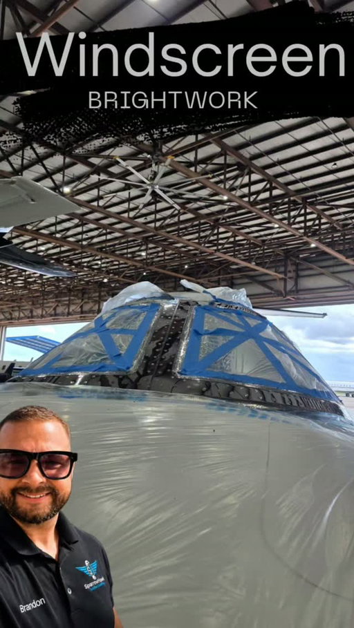 Polishing Windscreen Brightwork all starts with the right prep work! 

#ThePlaneDetailer #ADA #AircraftDetailing #AviationDetailing #PlaneDetailing