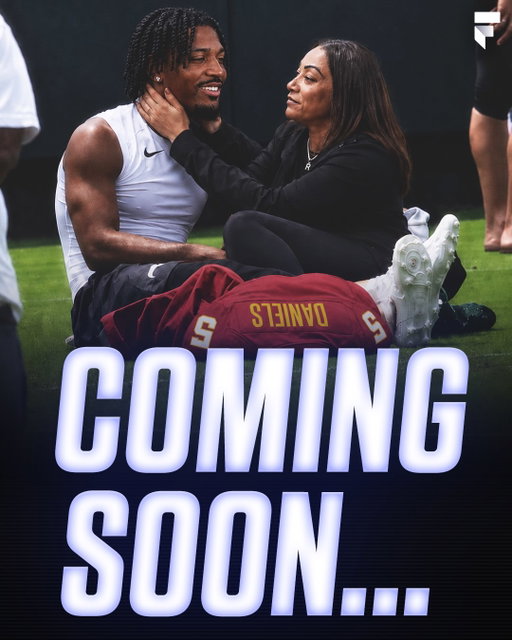 Jayden Daniels has the chance to do the funniest thing ever…

Why are QBs having picnics with their girlfriends at training camp?! 😭