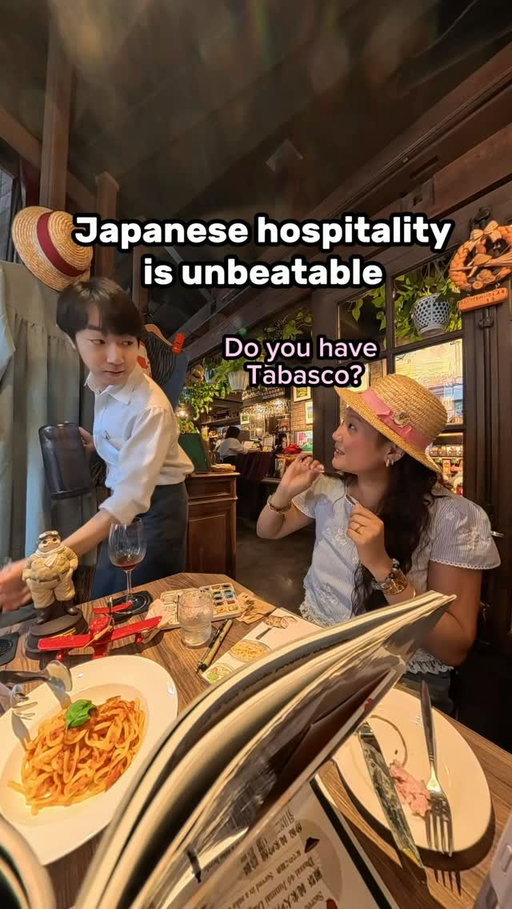 We love Japan, we love @tabasco 😙❤️

Excited to show you guys the final painting 
📍 Corn Barley- Tokyo, Japan

#travel #japan #foodillustrator #ghibli #livepainting